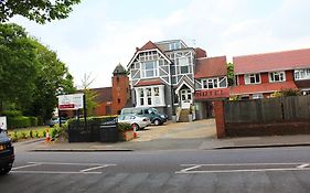 Gidea Park Hotel